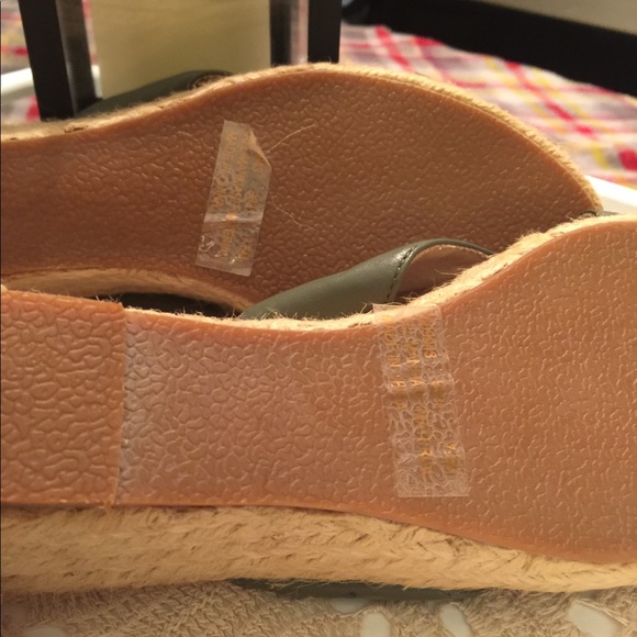 Vintage slip on low wedge - Picture 5 of 5